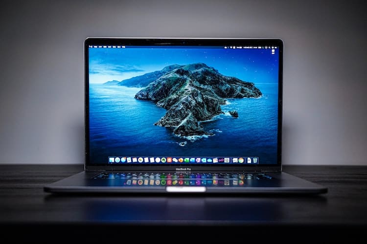 Macbook Pro laptop screen