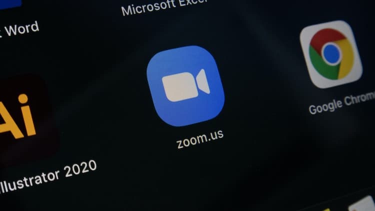 Zoom app icon on computer screen